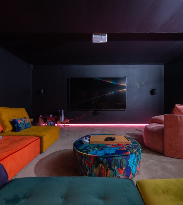 Resa Estates finca Can Floral Ibiza sale koop cinema.jpg